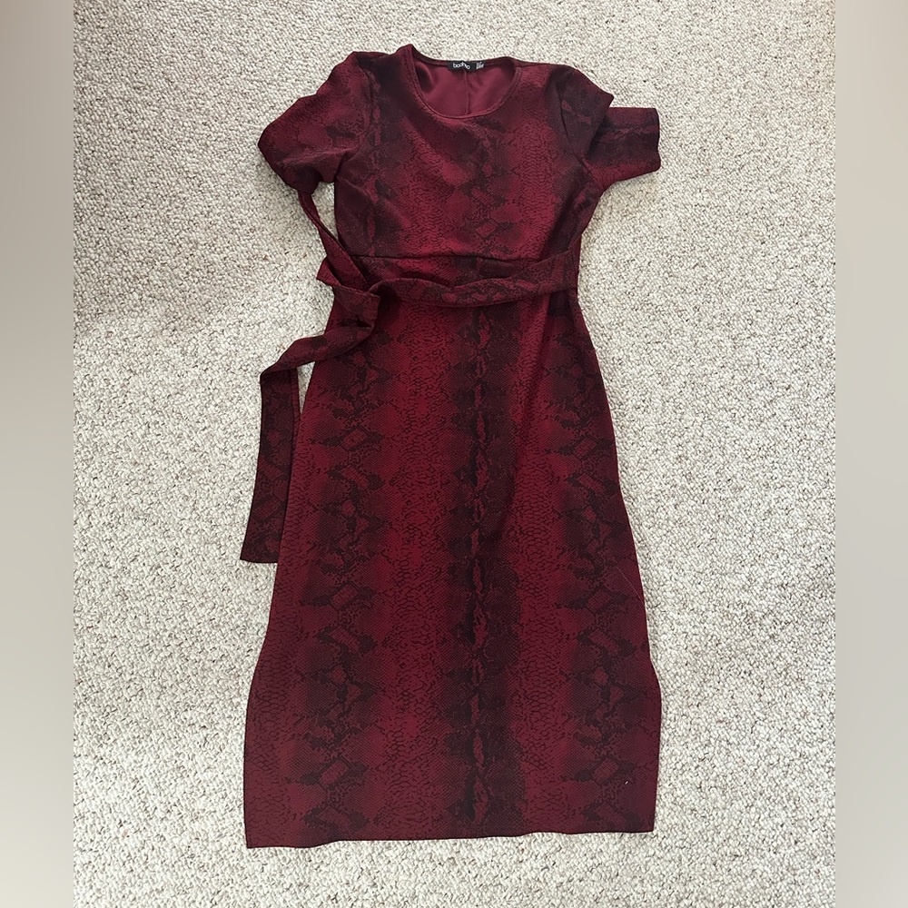 Red pattern dress